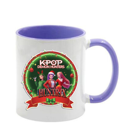 Χριστουγεννιάτικη κούπα Huntrix με λιλά λαβή και εσωτερικό